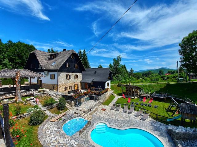 Plitvice Etno House