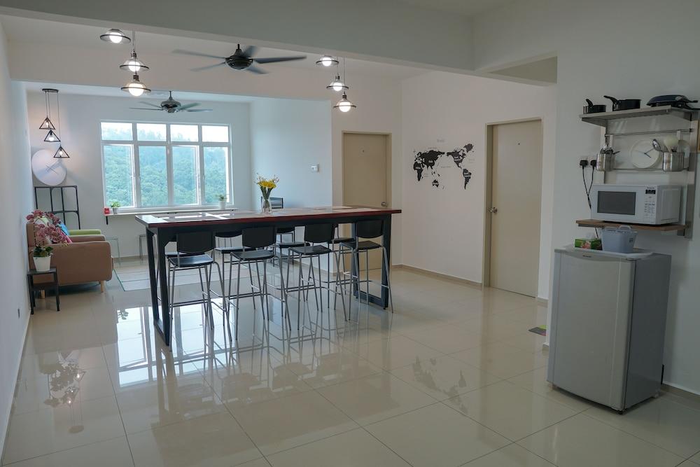 ذا كايليليز جيست