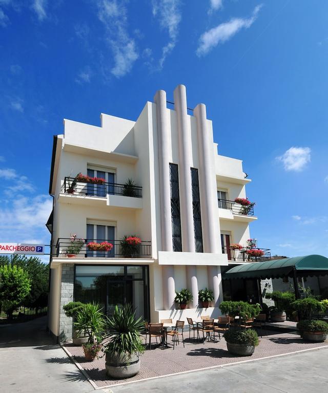 هوتل باساكور