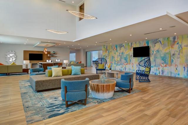 هوم وود سويتس باي هيلتون تشولا فيستا إيست ليك