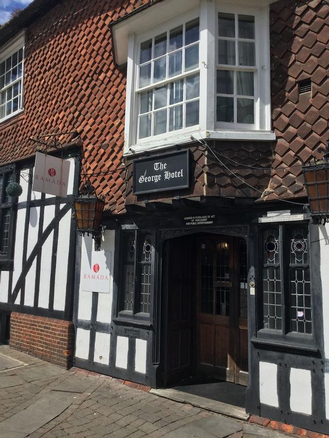 رامادا باي ويندام كراولي جاتويك