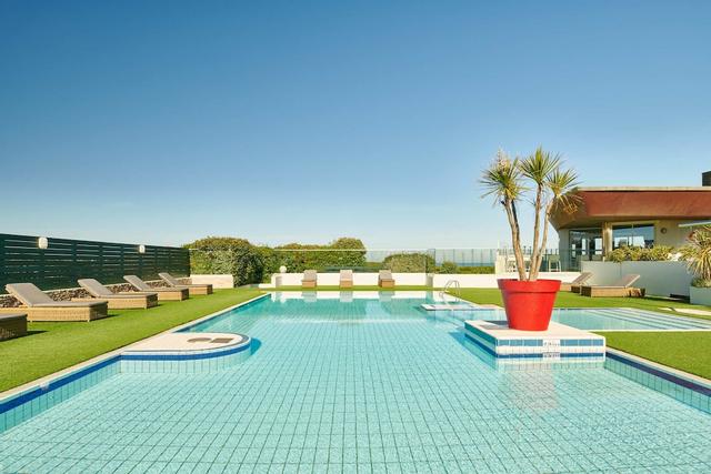 أوتل أتلانتال