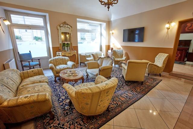 هوتل ليبرتي