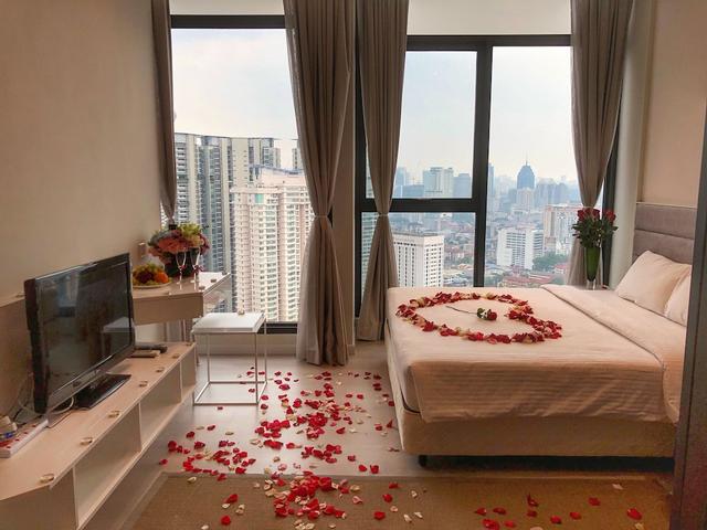 Expressionz Suites KLCC by Like Home