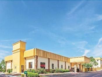 دايز إن آند سويتس باي وبندام بارتليسفيل