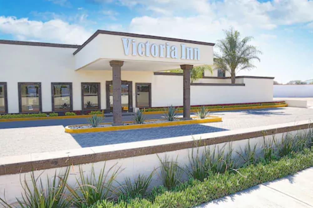هوتل فيكتوريا إن