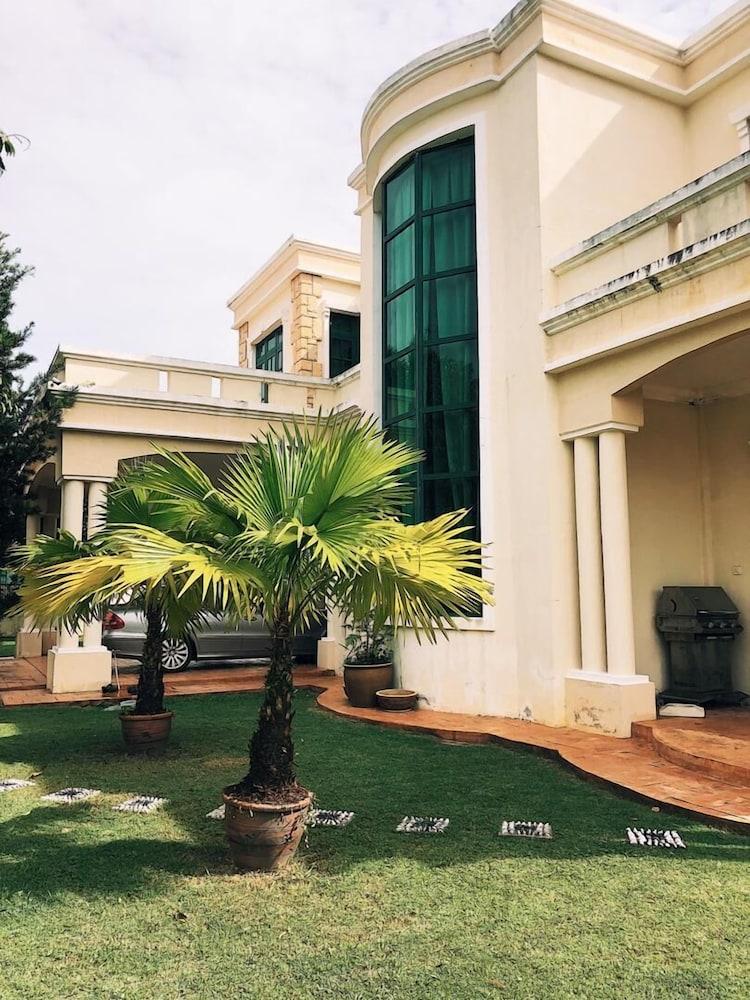 فيلا شامير نير كاي إل آي إيه