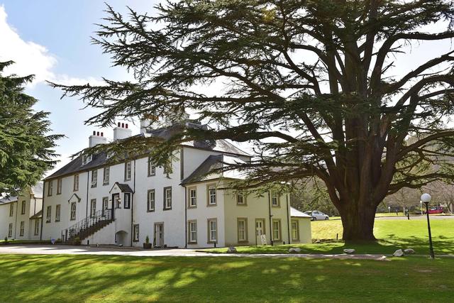 مونيس ريزورت