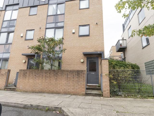 Luxury Holiday Home in Manchester near The Quays