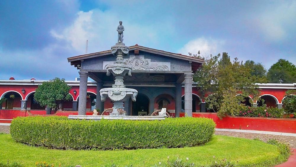 أثييندا تريس فيداس هوتل آند سبا