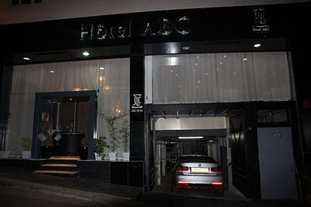 إيه بي سي هوتل
