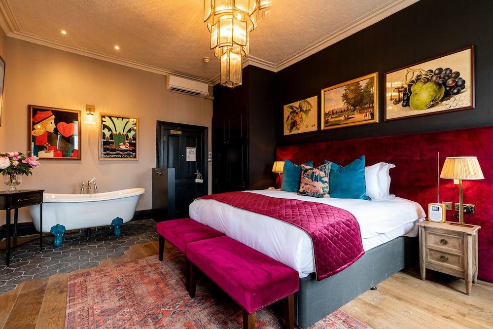 ذا بارك هوتل