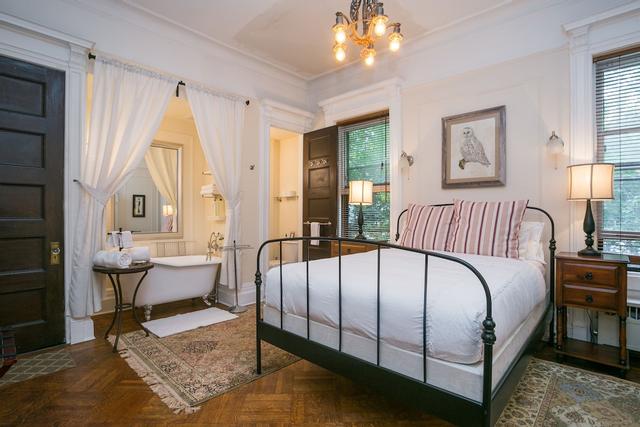 Lefferts Manor Bed & Breakfast