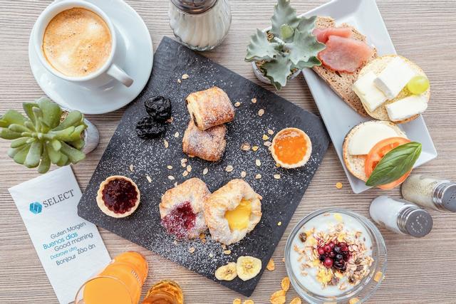 جارنر هوتل أوسنابرو ك باي آيتش جي