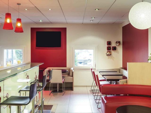 آيبيس إبيناي سور سين جينيفيليز