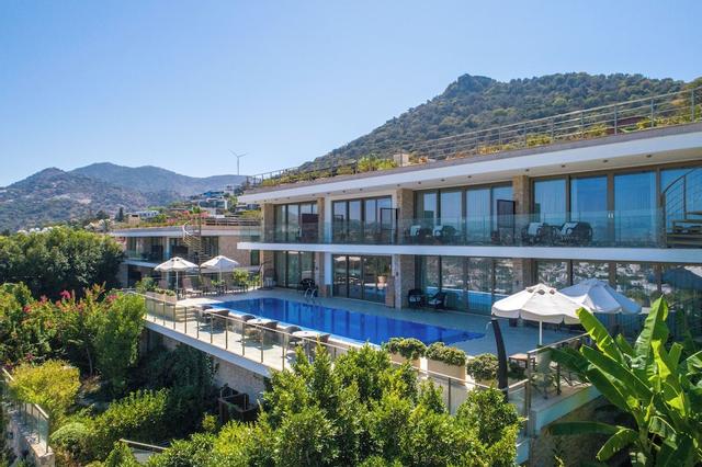 سبيكتر بوتيك هوتل ياليكافاك