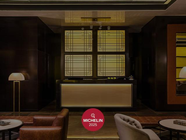 سانت تين هوتل، سمول لاكشري هوتلز