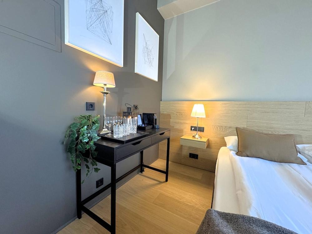 Arctic Comfort Hotel