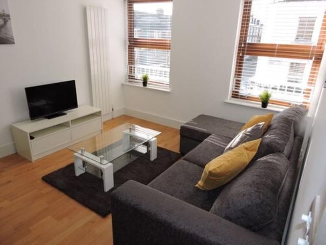 جيني أبارتمنت كامدن