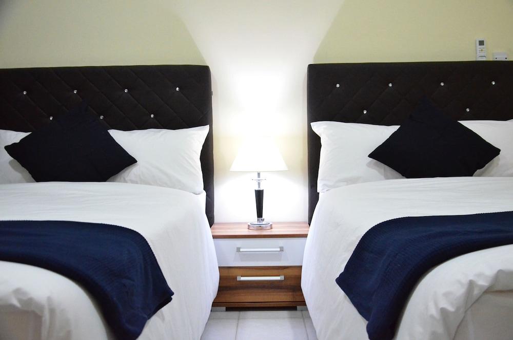 ميريديانا ريزيدانس