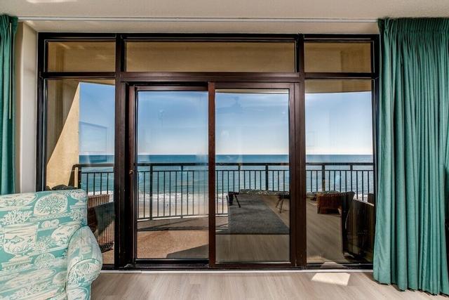 South Wind 1107 2 Bedroom Apts by Redawning
