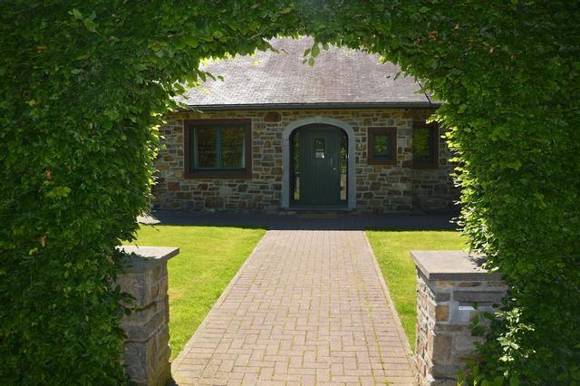 لاكشري ستاي ويذ سونا