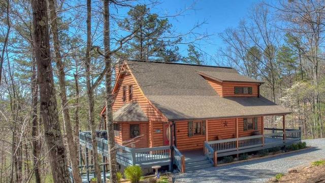 ماونتن هيز باي إسكايب تو بلو ريدج