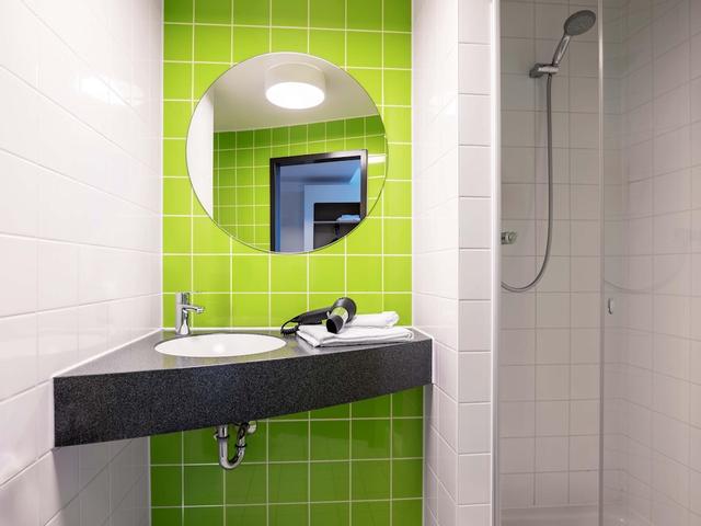 بي آند بي هوتول كارلسروهي