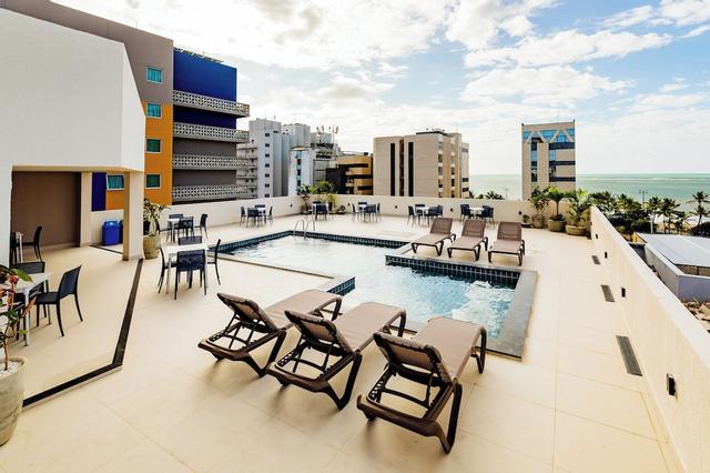 إل آرام بيتش إكسبرس