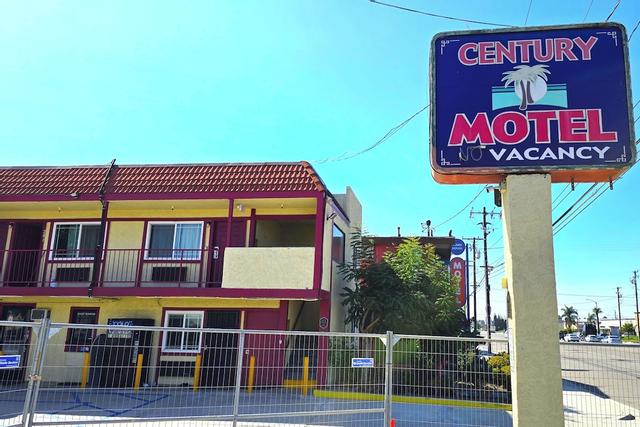 سينتري موتل بوينا بارك أناهايم كا 91